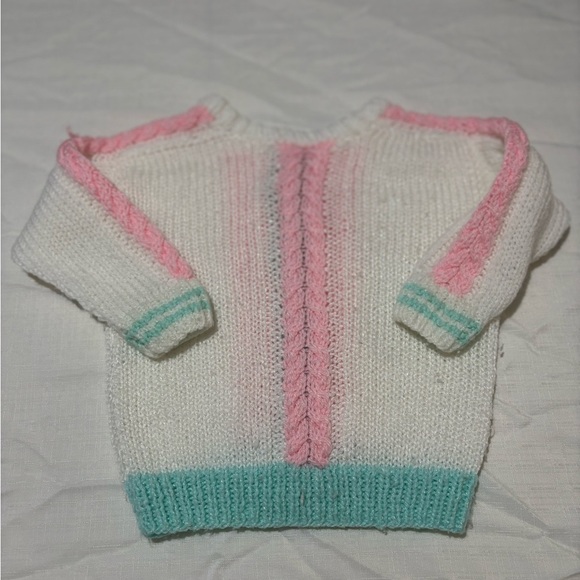 Vintage Pink and White Cozy Knit Sweater - Picture 4 of 7